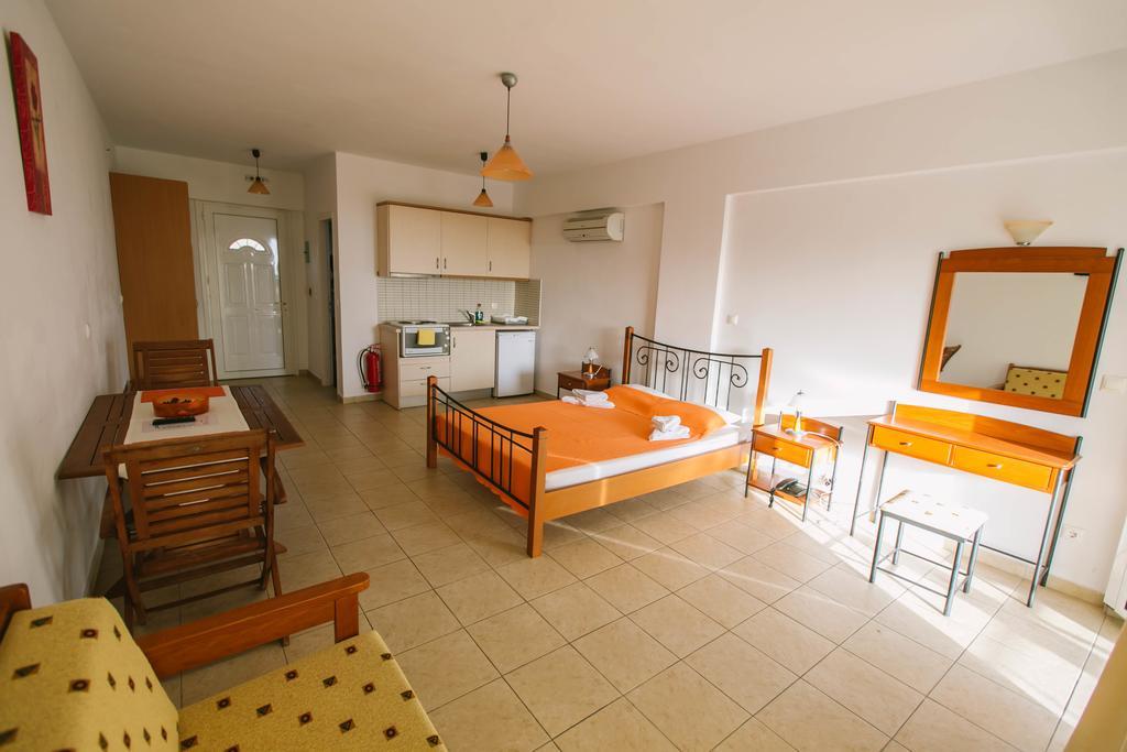 Hotel Aphrodite Stoúpa Esterno foto