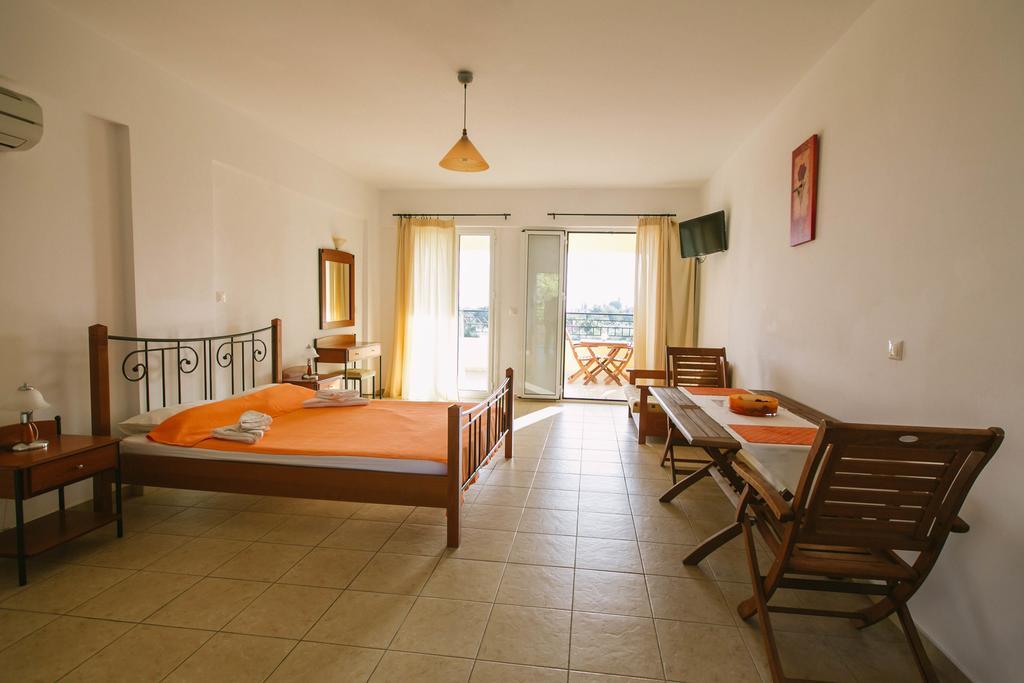 Hotel Aphrodite Stoúpa Esterno foto