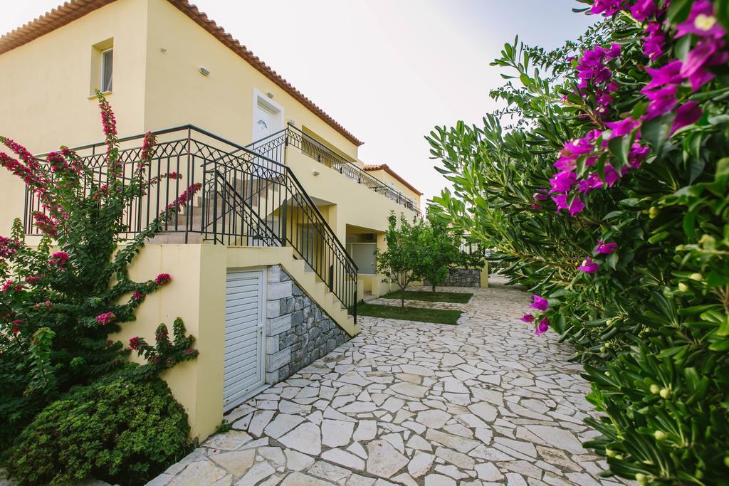Hotel Aphrodite Stoúpa Esterno foto
